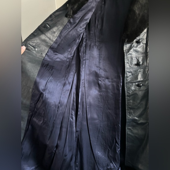 Vintage Genuine Leather & Fur Coat | Navy & Black | Luxe Statement Outerwear - Picture 8 of 8